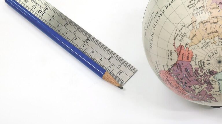 high-angle-view-objects-white-background_1048944-19039391
