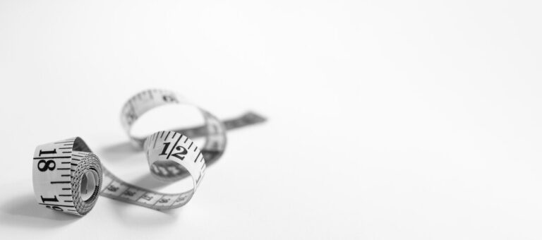 measuring-tape-still-life_23-2150404688